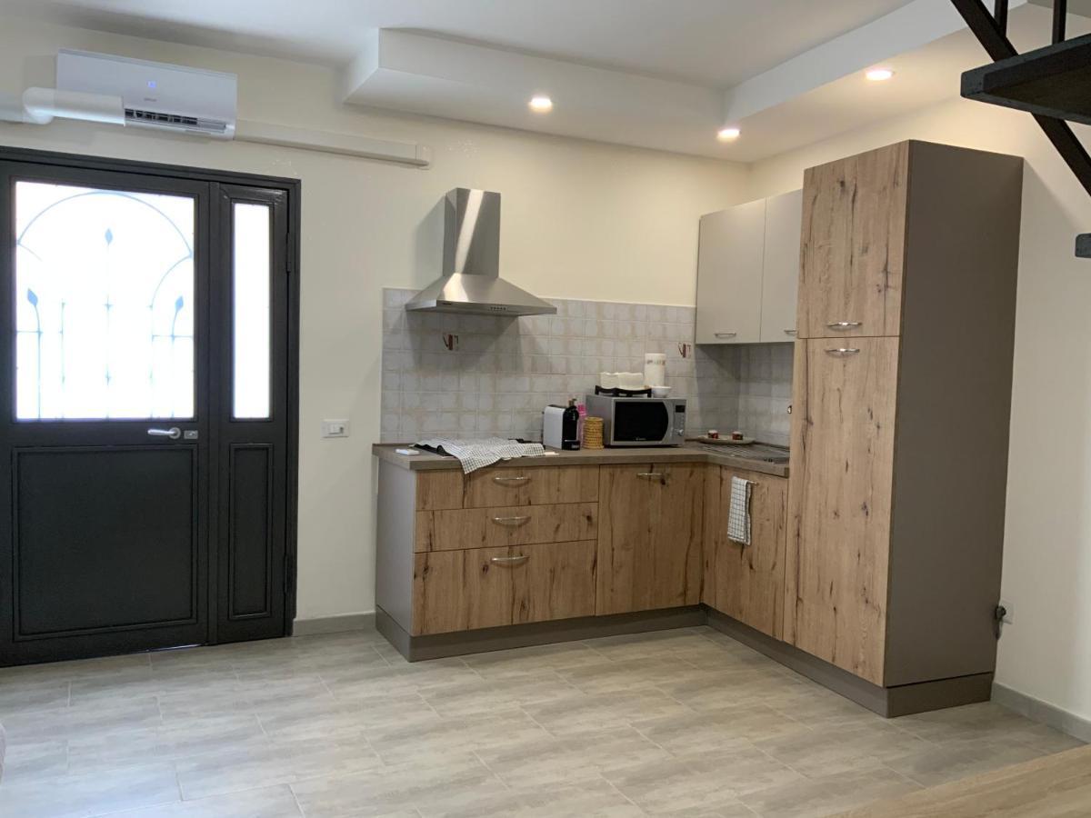 Nuovissimo Appartamento Indipendente Al Centro !! Catânia Exterior foto