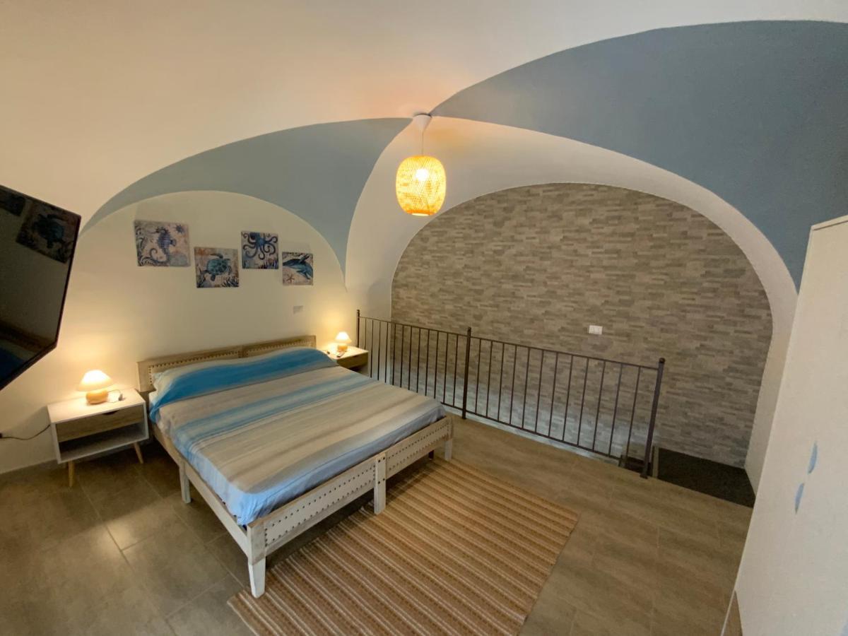 Nuovissimo Appartamento Indipendente Al Centro !! Catânia Exterior foto